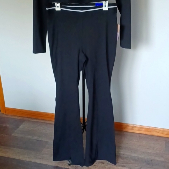 NWT JoyLab set: high-rise wide leg legging + long sleeve TEE - Picture 3 of 13